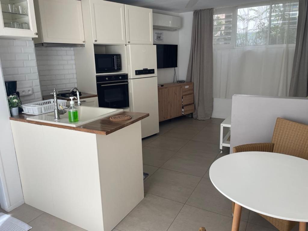 Studio Confort Avec Piscine Et Vue Tahiti Punaauia Zewnętrze zdjęcie